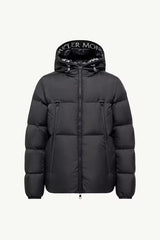 Piumino corto con cappuccio Montcla