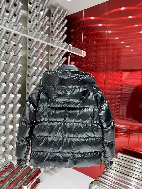 Moncler Maya 70e anniversaire édition spéciale courte doudoune noir
