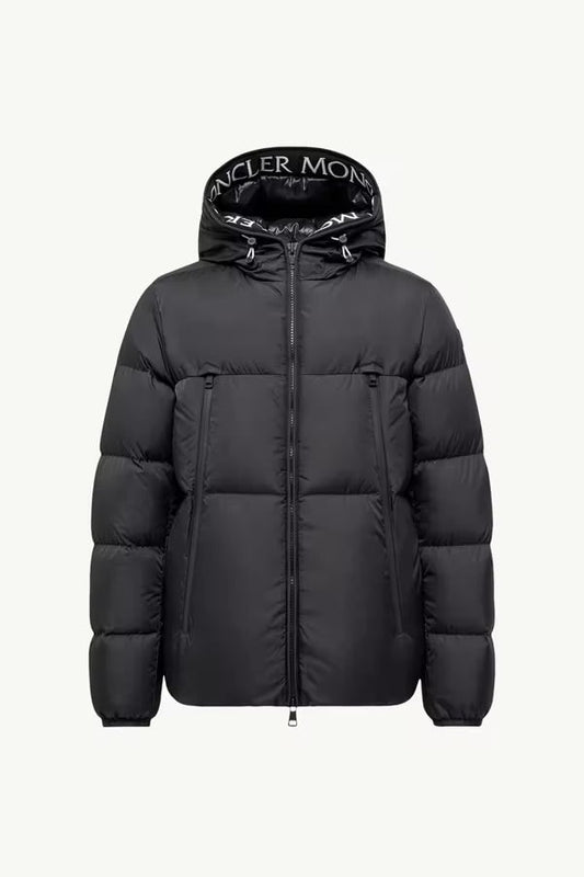 Doudoune courte à capuche Montcla